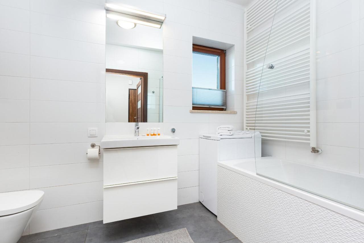 Apartamenty Bliska Praga By Noclegi Renters Warschau Buitenkant foto